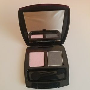 Avon eye shadow duo